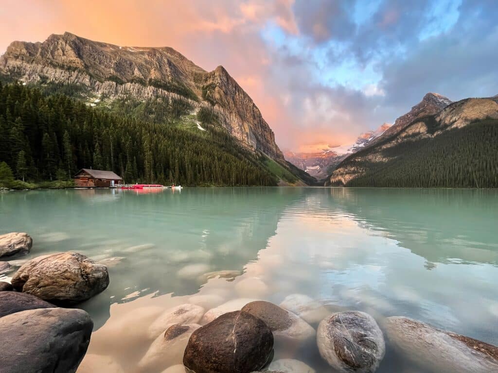 lake louise shuttle