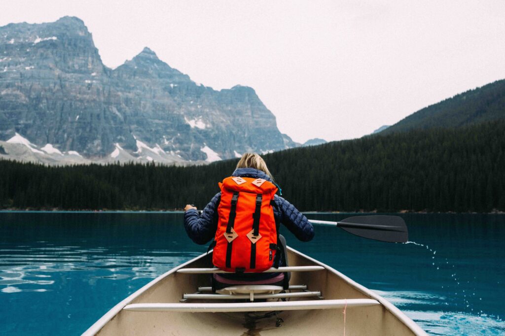 Moraine Lake early morning tours